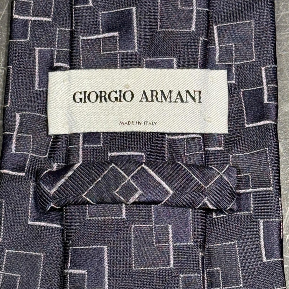 Mens Tie | Giorgio Armani | Grey Square Geometric Silk Made in Italy